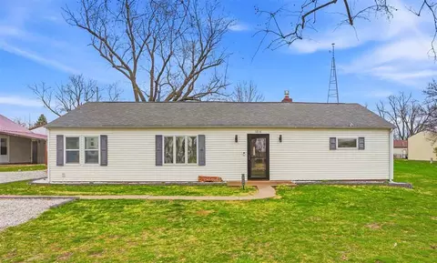 1216 7th Ave, Wellman, IA 52356