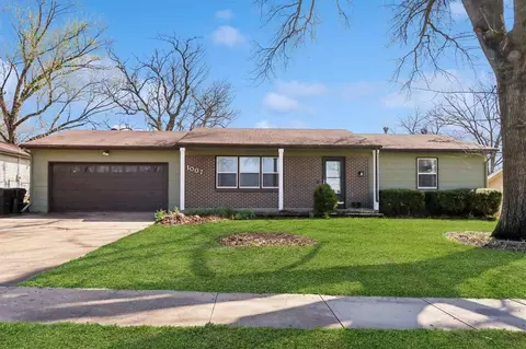 1007 19th Ave, Coralville, IA 52241