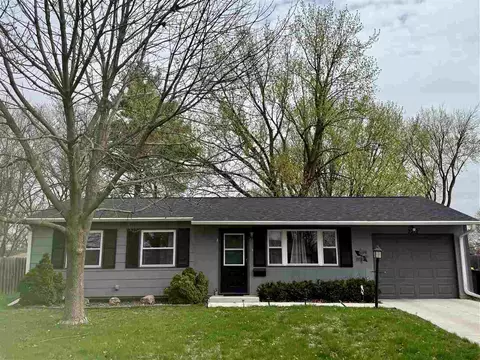 2212 Nevada Ave, Iowa City, IA 52240