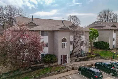 429-451 S Scott Blvd, Iowa City, IA 52245