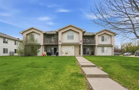 1355 N Jones Blvd, North Liberty, IA 52317