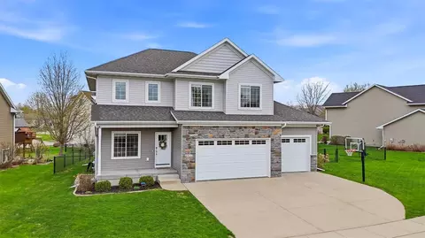 4411 Tempe Pl, Iowa City, IA 52246