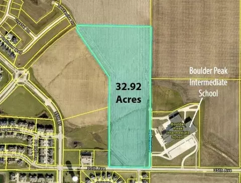 35 Th Ave, Marion, IA 52302