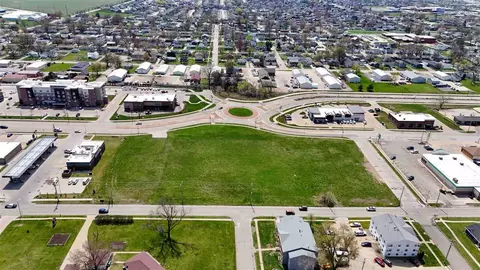 2700 7th Ave, Marion, IA 52302