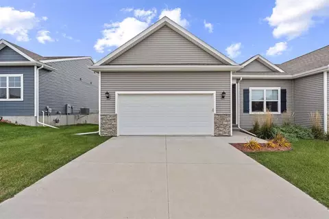 609 Maddie Ln, Tiffin, IA 52340