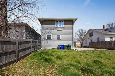 Exterior - 231 32nd St NE, Cedar Rapids, IA 52402 photo 3 of 3