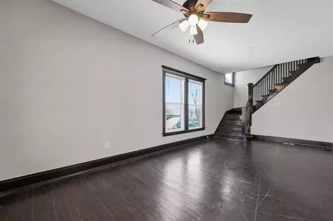 Living - 231 32nd St NE, Cedar Rapids, IA 52402 photo 1 of 6
