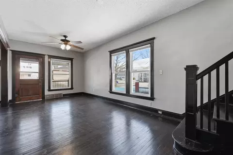 Living - 231 32nd St NE, Cedar Rapids, IA 52402 photo 3 of 6