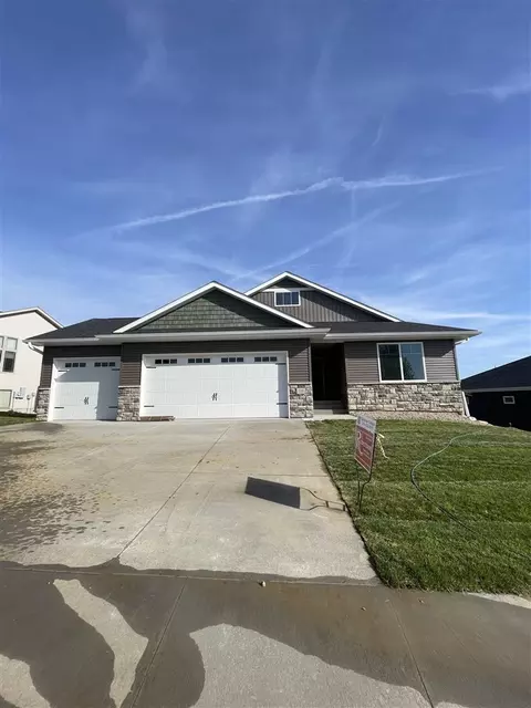 1948 Coquina Ave, Tiffin, IA 52340