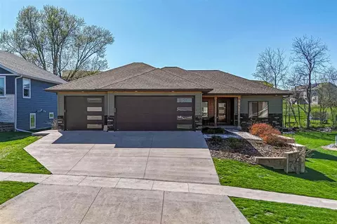 148 Ohrt St, West Branch, IA 52358