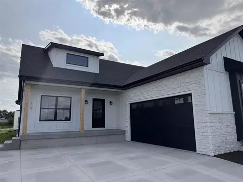 1001 Millie Ln, North Liberty, IA 52317