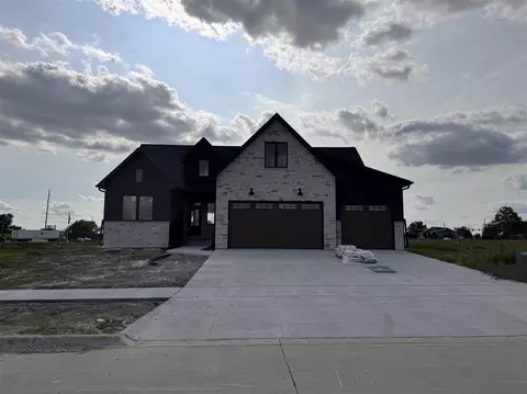 1225 Edward Dr, North Liberty, IA 52317