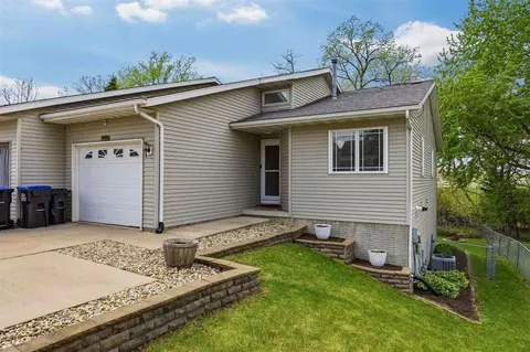 1428 Kodiak Ct, Coralville, IA 52241