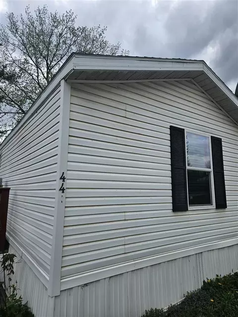 3701 2nd St #LOT 44, Coralville, IA 52241