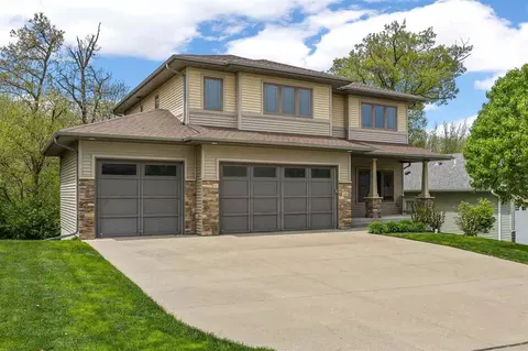1148 Ryan Cir, Coralville, IA 52241