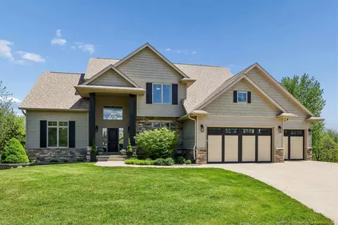 1490 Cypress Cir, North Liberty, IA 52317