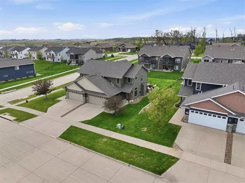 603 Dakota Ave, Tiffin, IA 52340