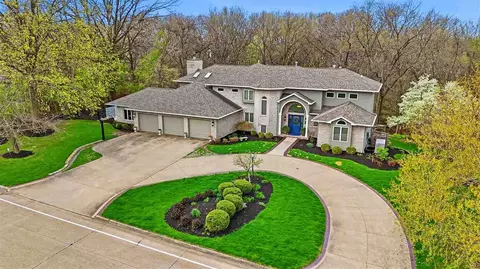 3711 Forest Gate Dr NE, Iowa City, IA 52240