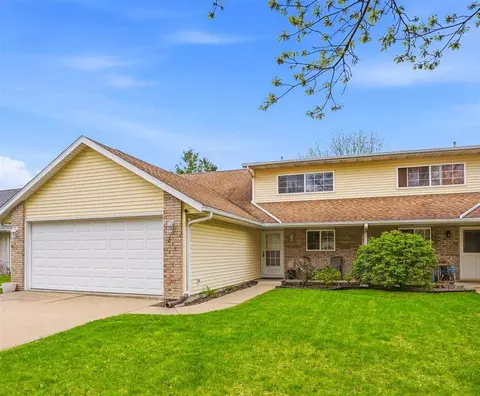 218 Stephans St, Tiffin, IA 52340