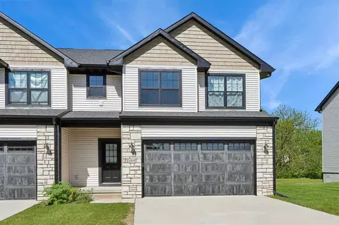 1155 Ivy Ln, North Liberty, IA 52317