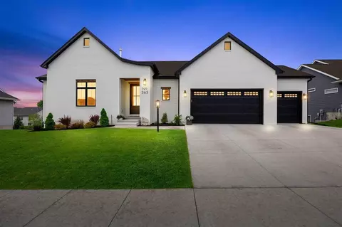 365 Canterbury St, North Liberty, IA 52317