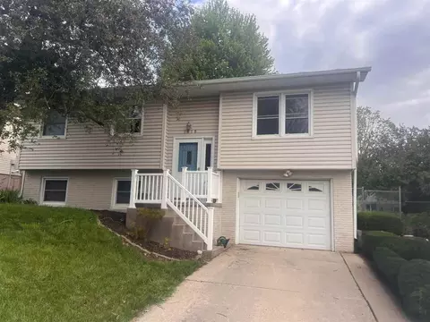 1818 Flatiron Ave, Iowa City, IA 52240