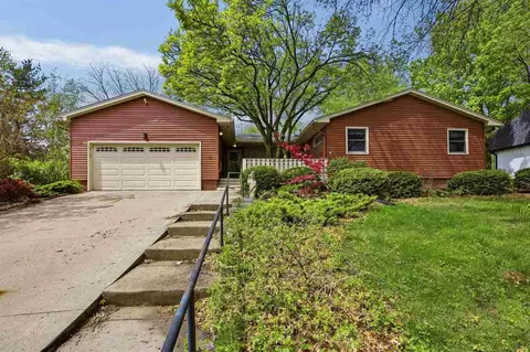 36 Arbury, Iowa City, IA 52246