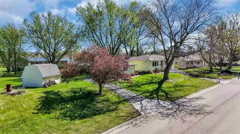Exterior - 1770 Vavra Dr, Ely, IA 52227 photo 6 of 7