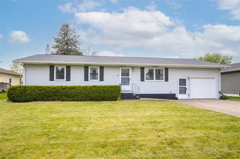 1505 N 6th Ave, Washington, IA 52353