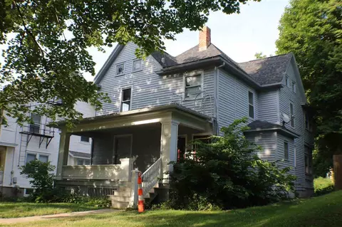 328 S Governor St, Iowa City, IA 52240
