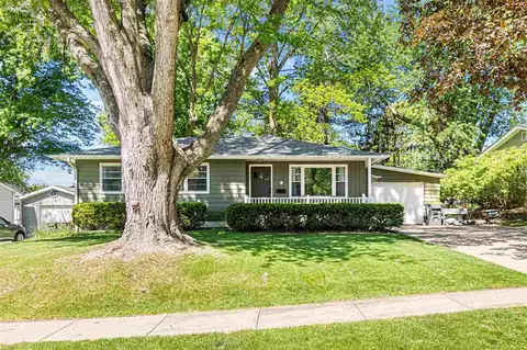 509 Terrace Rd, Iowa City, IA 52245