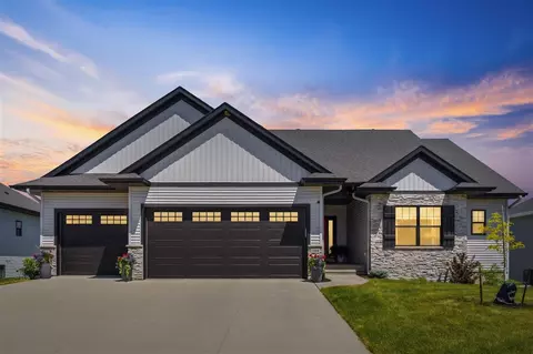 1180 Salm Dr, North Liberty, IA 52317