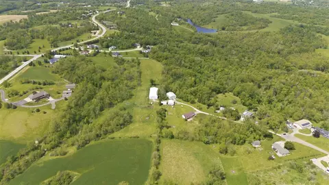 View/Area - 10611 Hawks Haven Rd, Cedar Rapids, IA 52411 photo 4 of 5