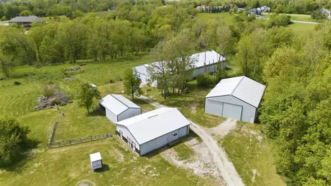 View/Area - 10611 Hawks Haven Rd, Cedar Rapids, IA 52411 photo 3 of 5