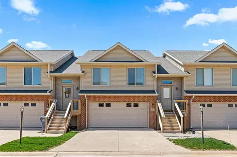 205 Will Dr, Solon, IA 52333
