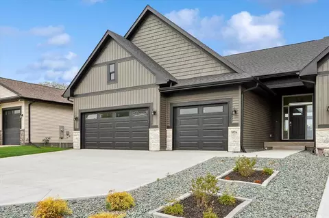 1026 Highland Trl, Solon, IA 52333