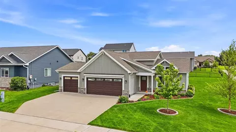 195 Sedona St, Iowa City, IA 52246
