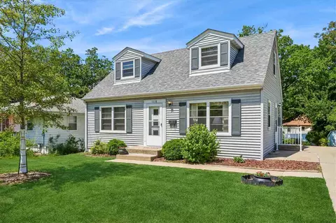 1118 Deforest Ave, Iowa City, IA 52240