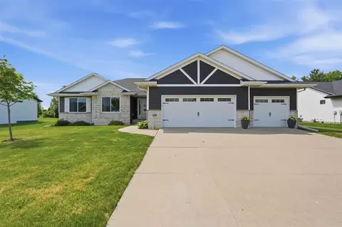 1435 Franklin St, North Liberty, IA 52317
