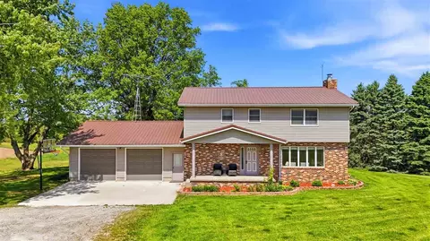 1895 Underwood Ave, Ainsworth, IA 52201