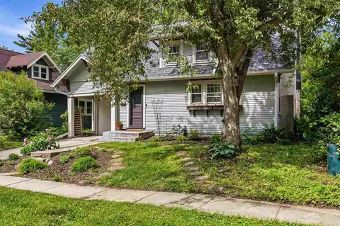 523 Rundell St, Iowa City, IA 52240