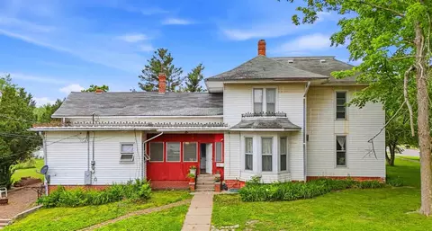 202 N West St, Sigourney, IA 52591