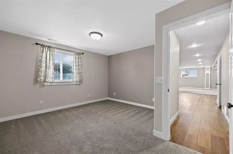 Bedroom - 3025 Ridgeview Dr, Ely, IA 52227 photo 6 of 7