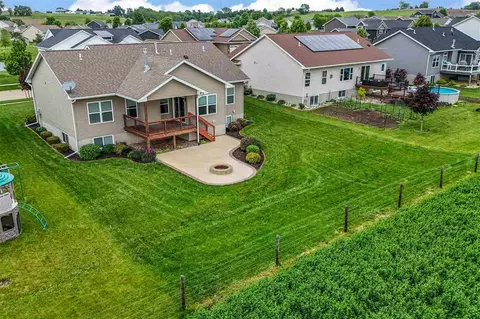 View/Area - 3025 Ridgeview Dr, Ely, IA 52227 photo 4 of 11
