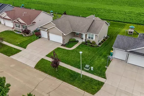 View/Area - 3025 Ridgeview Dr, Ely, IA 52227 photo 1 of 11