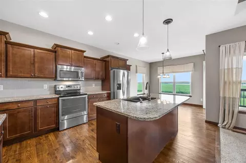 Kitchen - 3025 Ridgeview Dr, Ely, IA 52227 photo 1 of 4