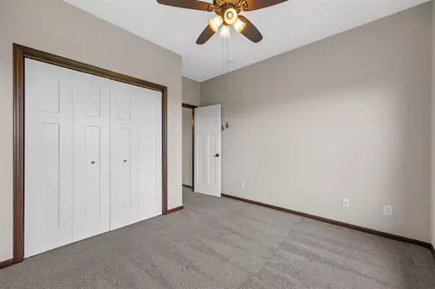 Bedroom - 3025 Ridgeview Dr, Ely, IA 52227 photo 5 of 7
