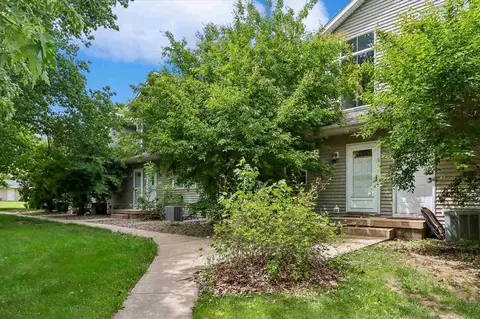 427 W Zeller St, Northliberty, IA 51357