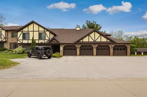 1512 1st Ave, Coralville, IA 52241
