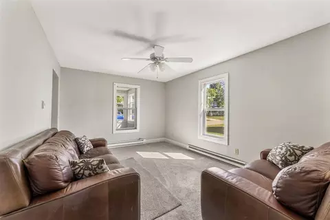 1205 E 3rd St, Washington, IA 52353 photo 4